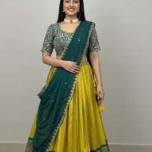 LEHENGA CHOLI